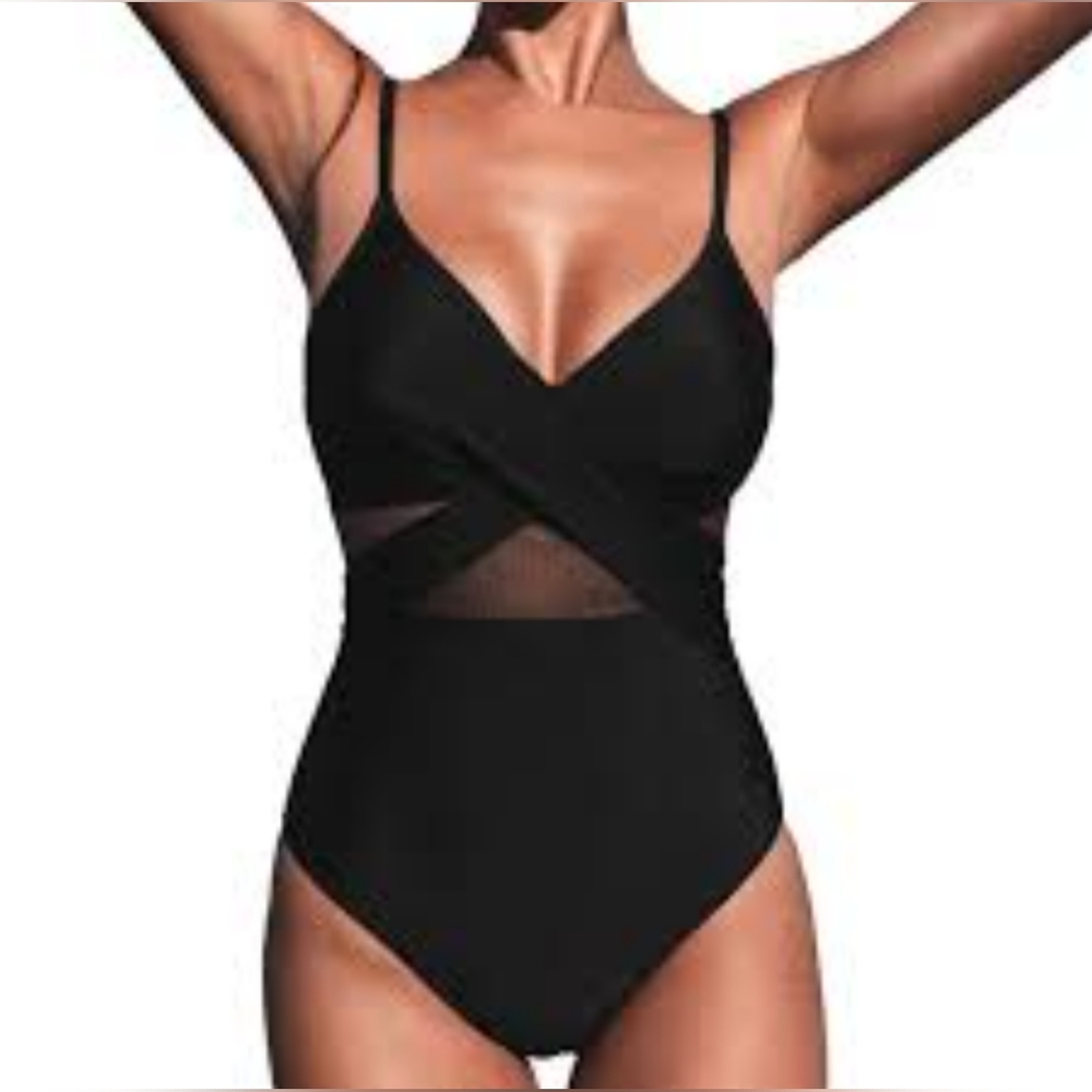 NWT CUPSHE Black One Piece Swimsuit